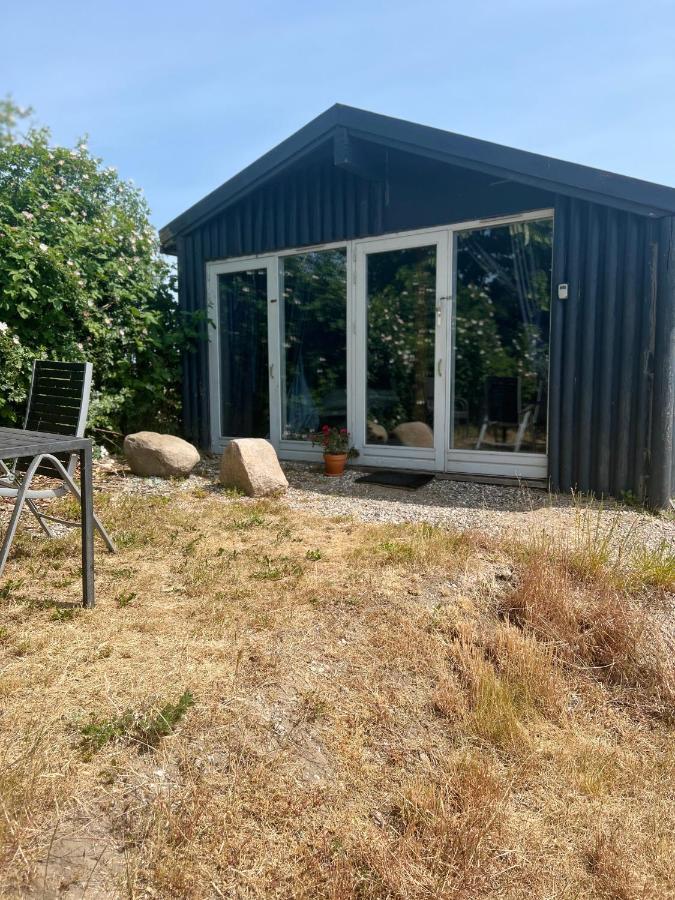Hytte I Forste Raekke Til Fjord Hotell Holbæk Exteriör bild